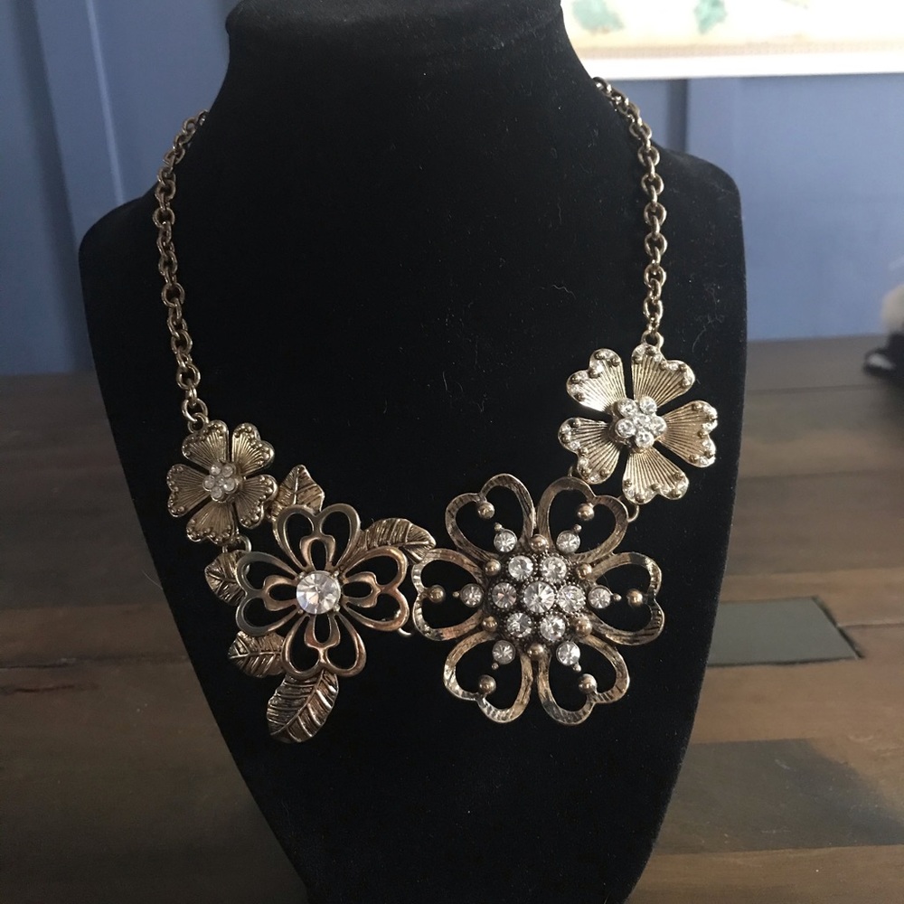 Flower Necklace